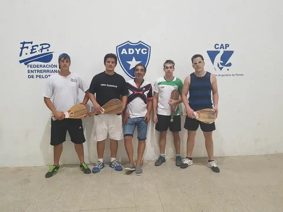 Los hermanos Sena se impusieron en ADyC