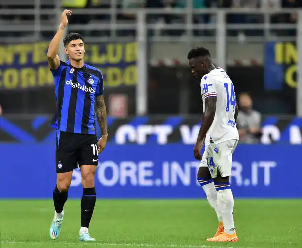 Correa festeja su tanto ante Sampdoria.