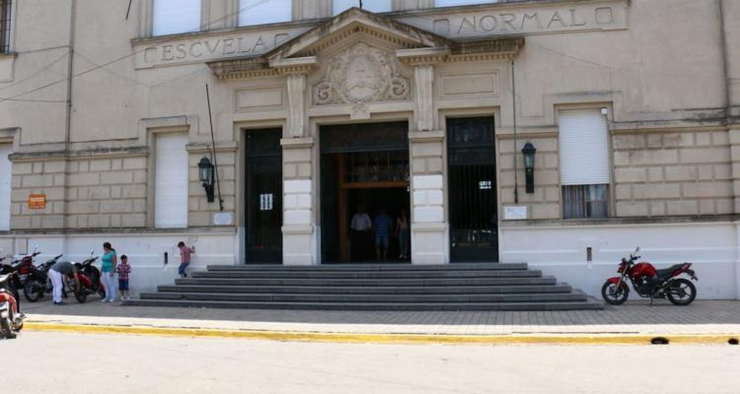 Otra vez, el inicio  de clases en riesgo