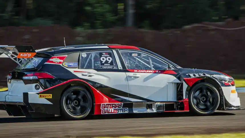 Matías Capurro culminó entre los 10 primeros, en la preclasificación del TC2000 en Oberá