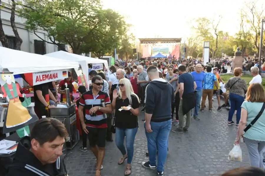 La Fiesta de las Culturas se trasladó al Microestadio Invencible Rafaela