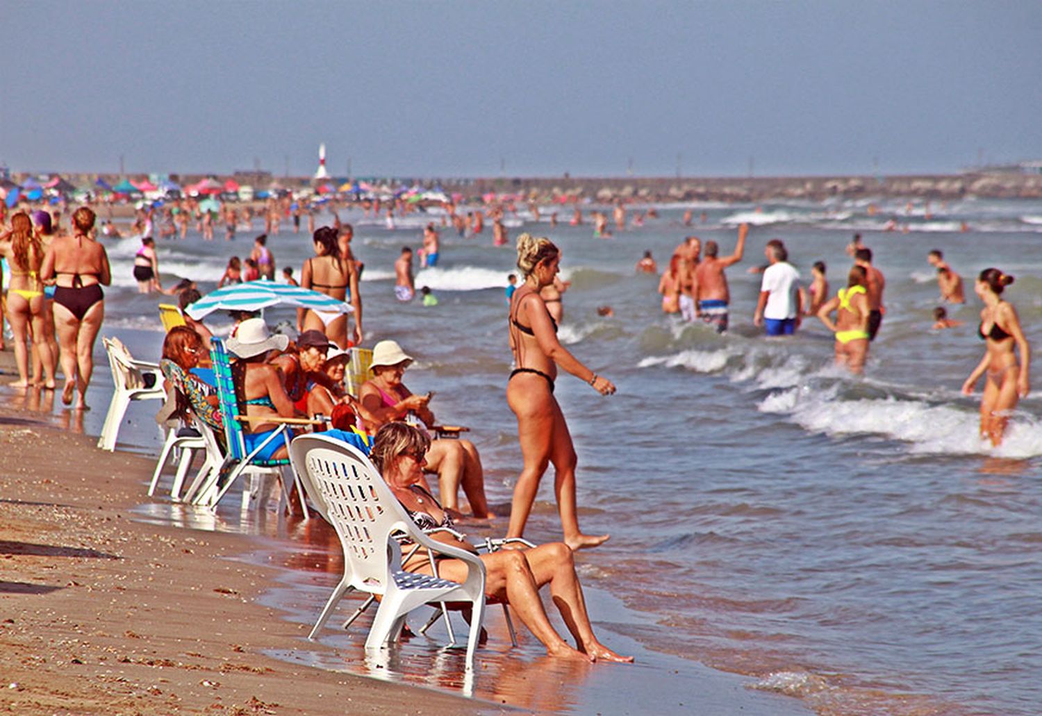 Calor agobiante. 45° de sensación térmica