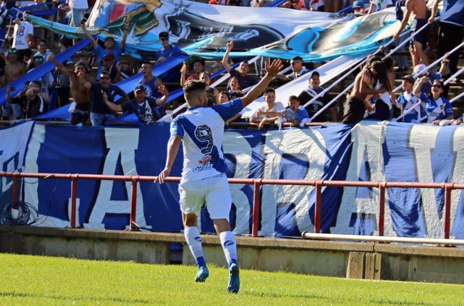 Alvarado en busca de la semifinal