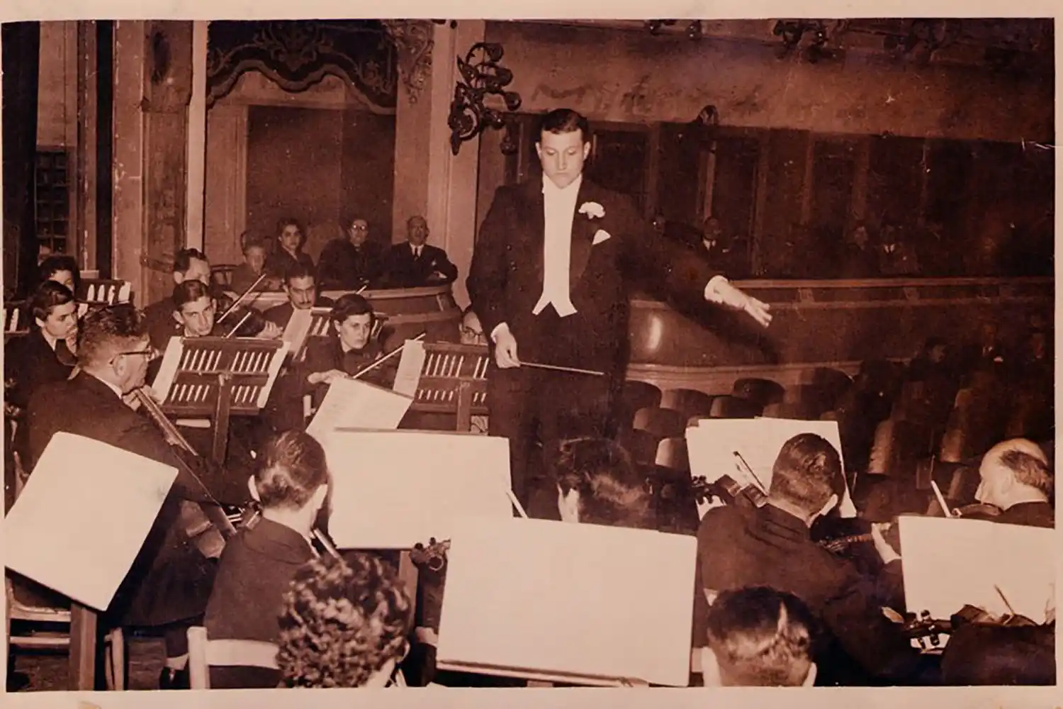 La Sinfónica de Entre Ríos rendirá homenaje a Pedro Calderón