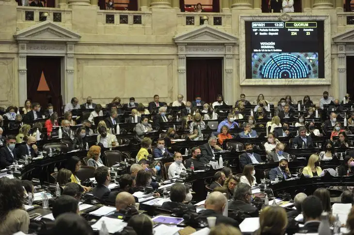 Fracasó el intento de tratar sobre tablas el proyecto Boleta Única y el tema será abordado en comisiones