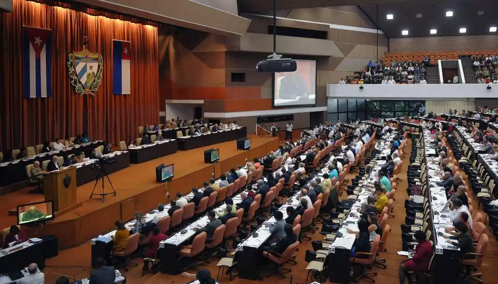 Parlemanto cubano aprueba el borrador para la nueva Constitución