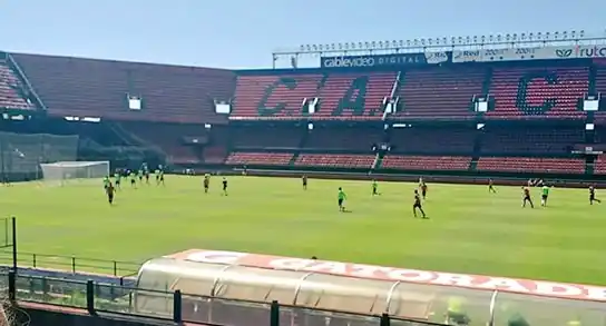 Colón juega su primer amistoso ante Atlético Paraná