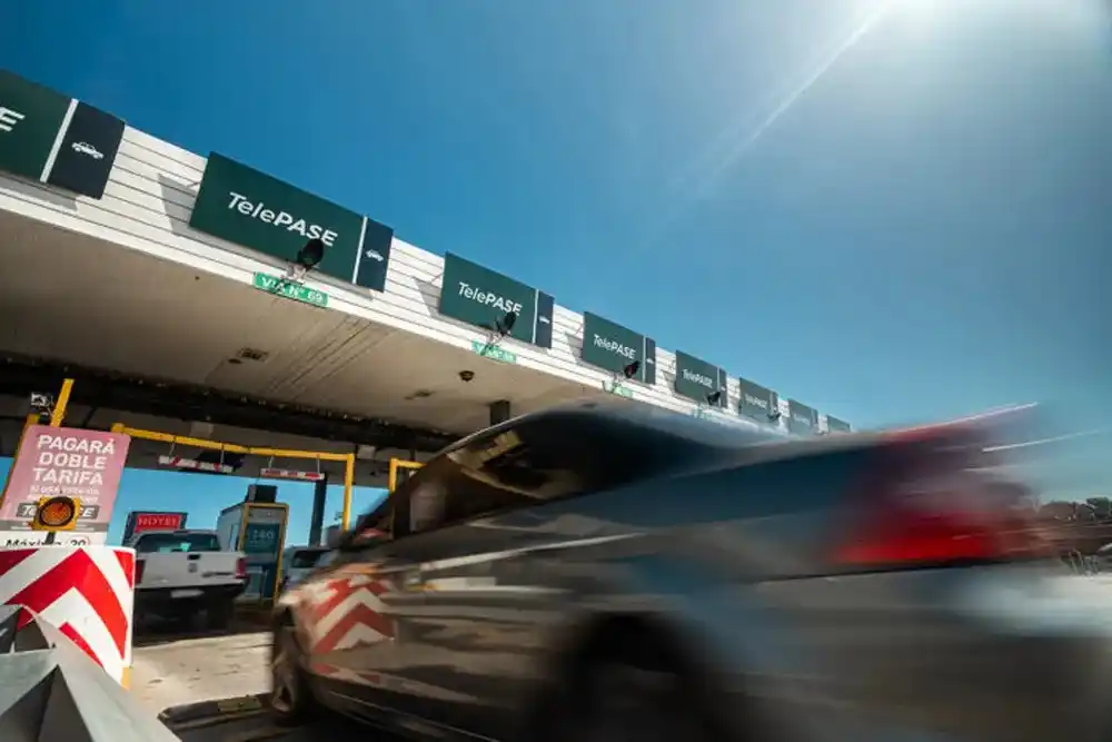 El viaje de Mar del Plata a Ciudad de Buenos Aires incluye cuatro peajes.