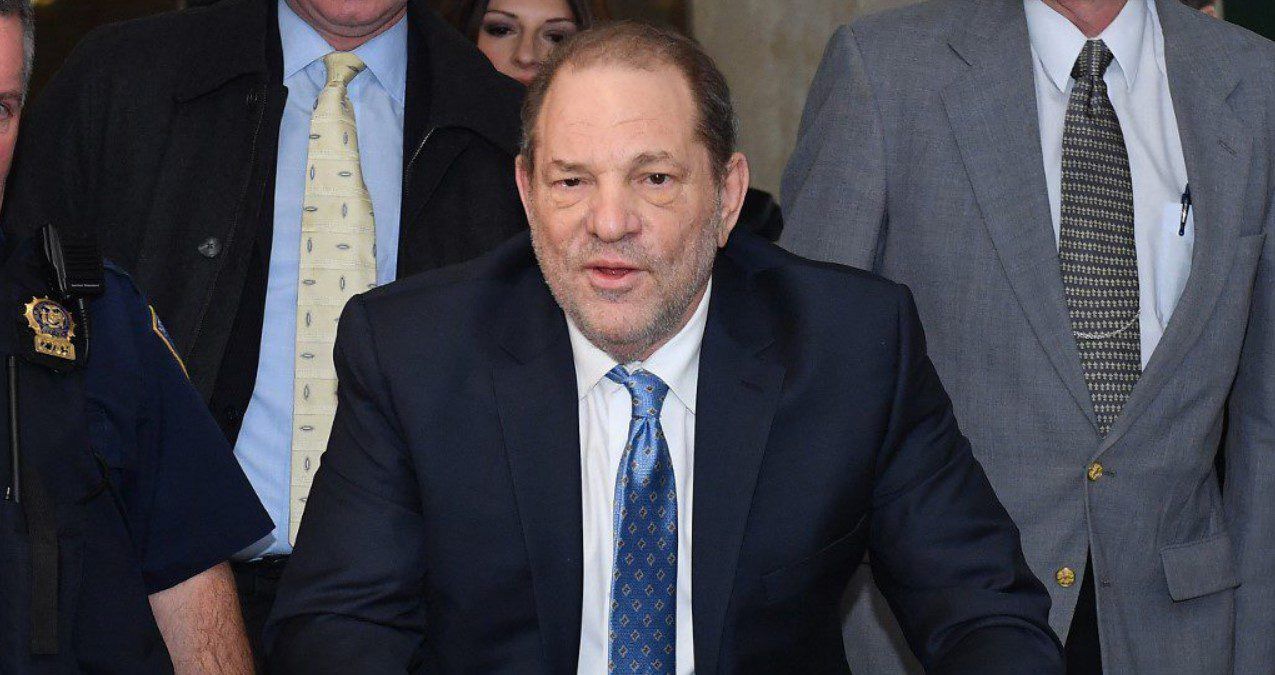 Harvey Weinstein espera sentencia por violación