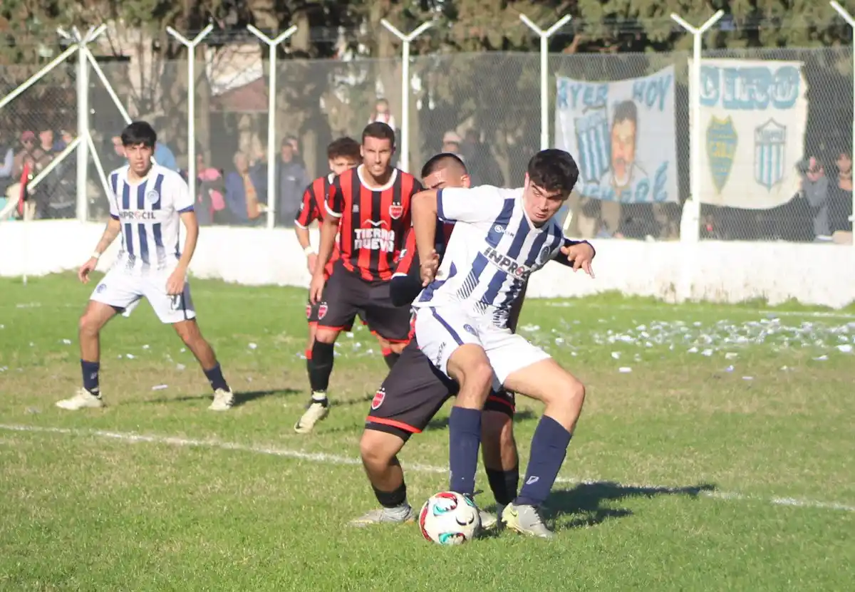 Torneo Oficial 2025
Clásico sin goles y sigue abierta
en la recta final del torneo