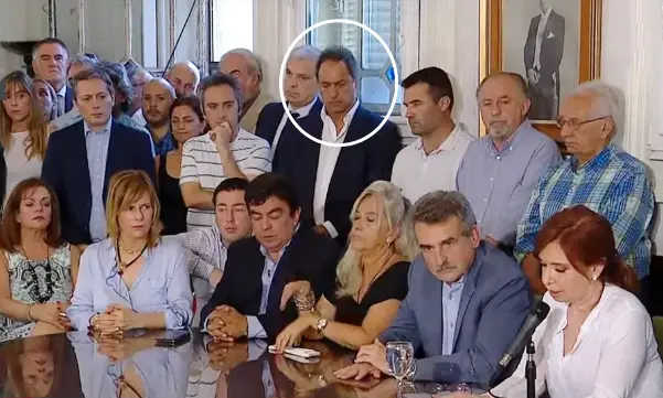 Allanaron propiedades de Daniel Scioli por lavado mientras apoyaba a Cristina en el Congreso