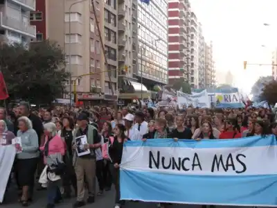 Día de la Memoria: Marchas y actos en todo el país por el 38 aniversario del golpe militar