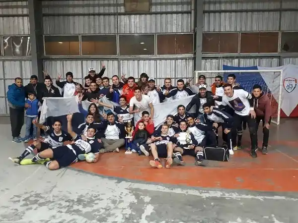 Gimnasia venció a Nacional en los penales y se quedó con el Apertura