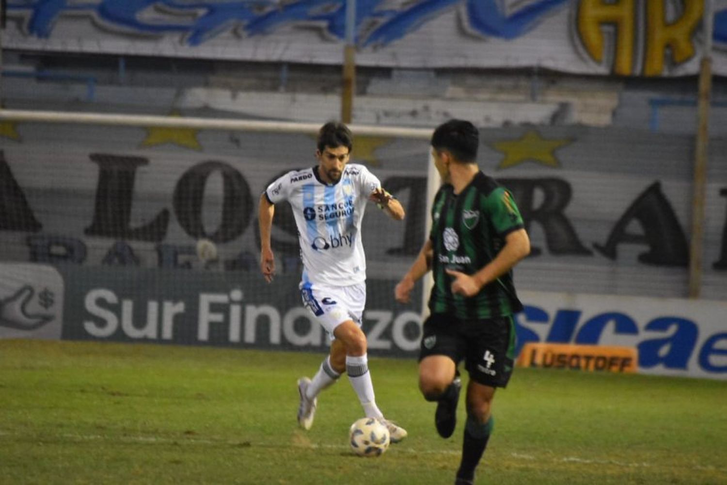 Atlético sigue renegando para conseguir la victoria: 0 a 0 contra San Martín de San Juan