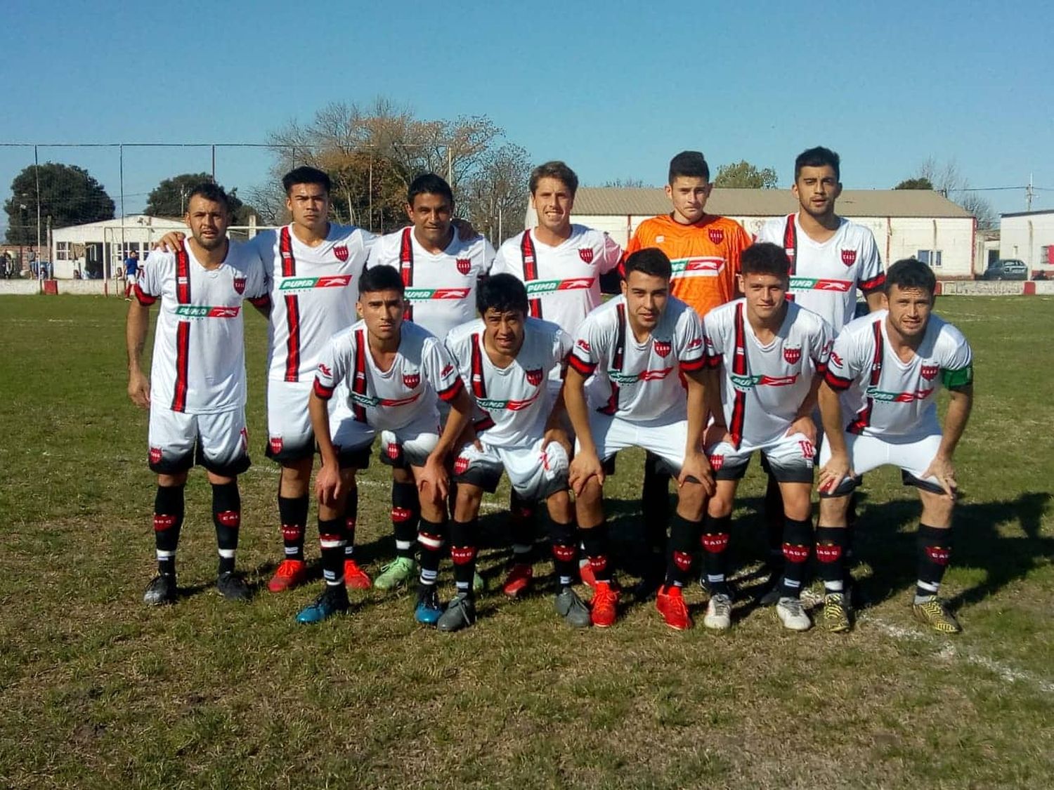 Gualeguay Central viene de clasificar tras ganarle a La Academia. El domingo los dirigidos por Pablo Gálligo tratarán de quedarse con el clásico ante Sociedad Sportiva para tratar subir a lo más alto de la zona "B" de cara a los play off.