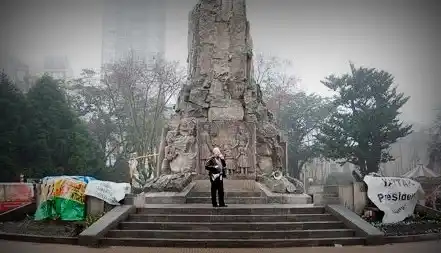 Un candidato a presidente cerró su campaña y no fue ni su vice