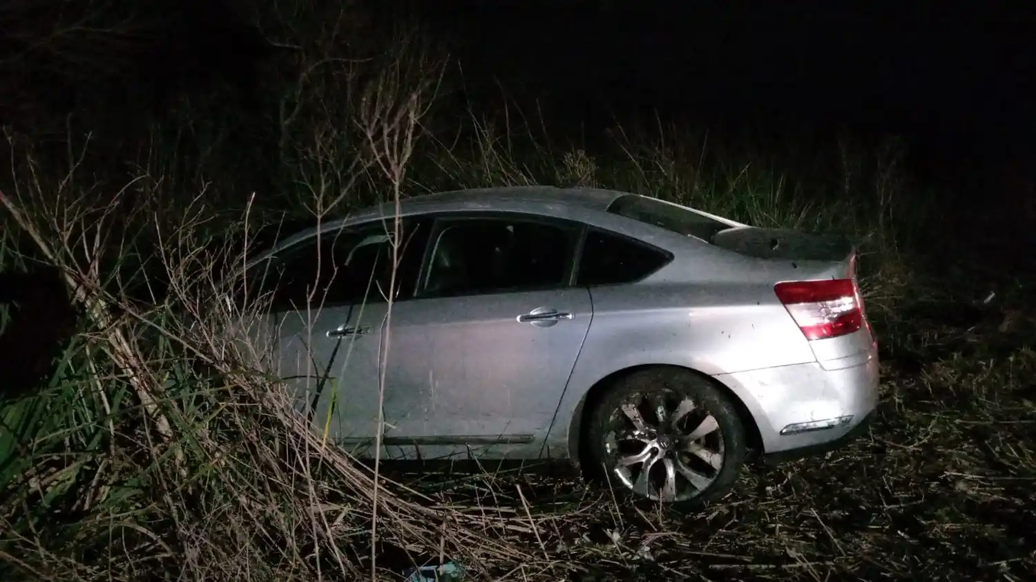 Siniestro vial sin heridos en la Ruta 12 a la altura de Médanos