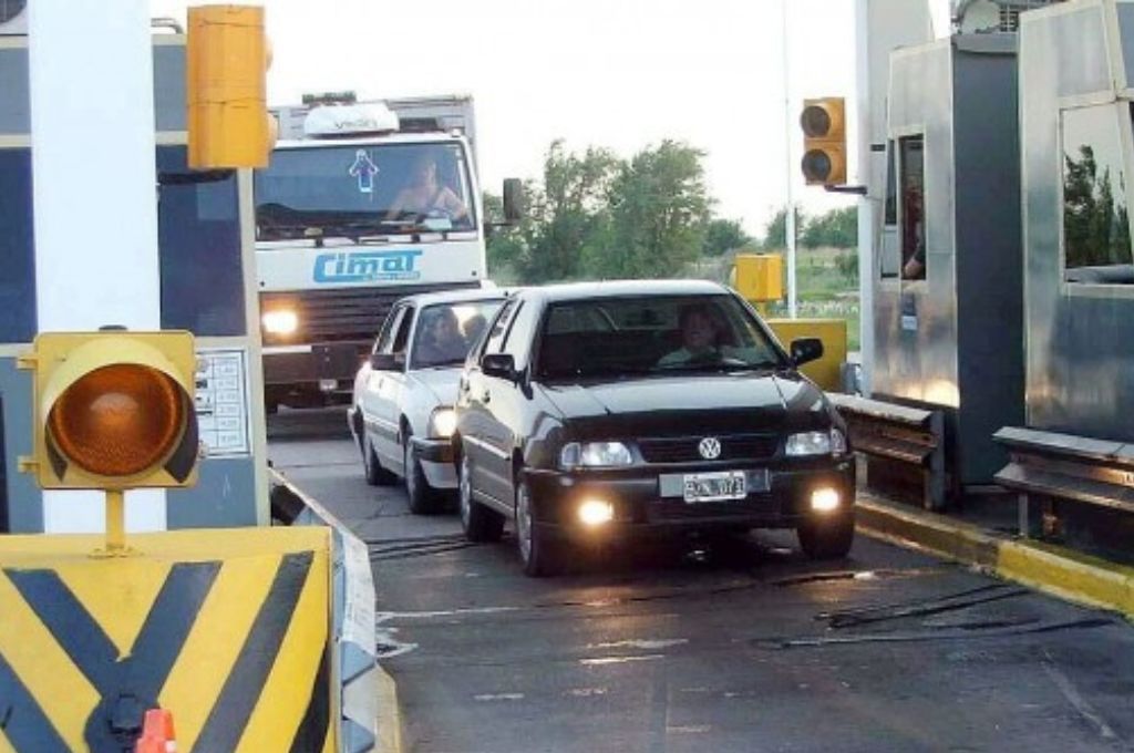 Por una medida gremial, trabajadores de peajes liberan las barreras por 24 horas en todo el país