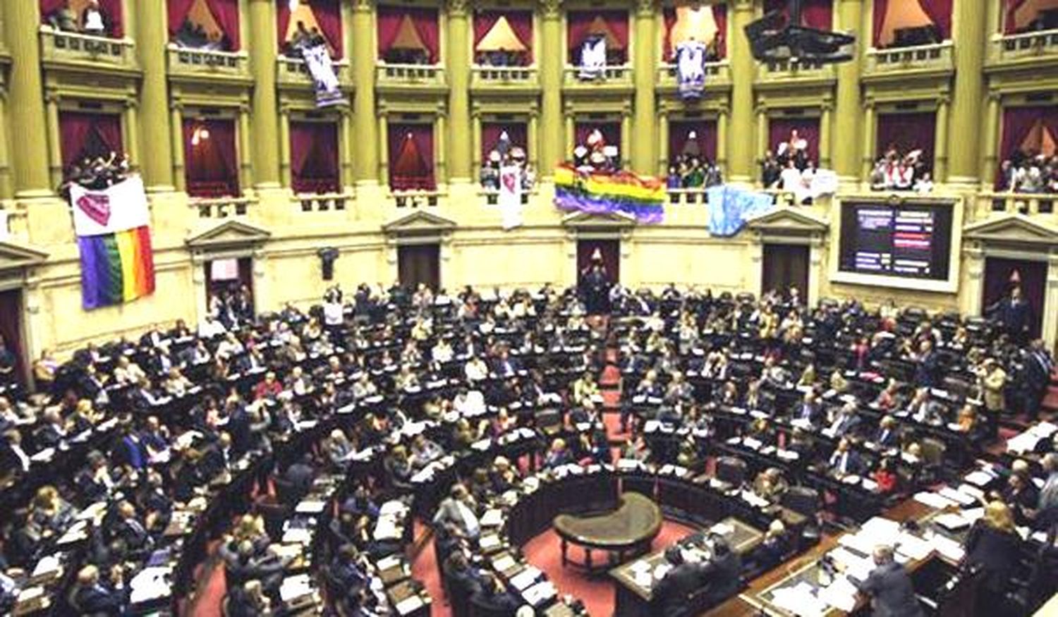 Diputados nacionales de UxP repudiaron la detención de Urribarri, Aguilera y Baez