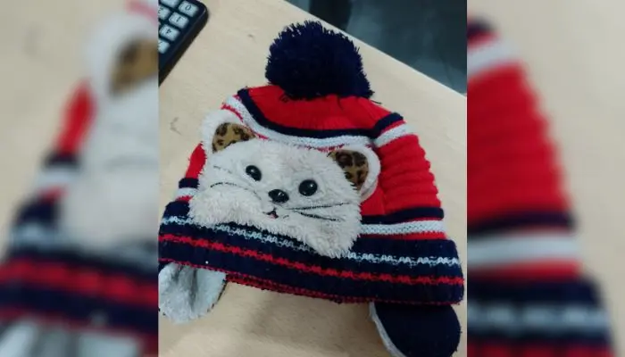Gorro olvidado en un cotillón