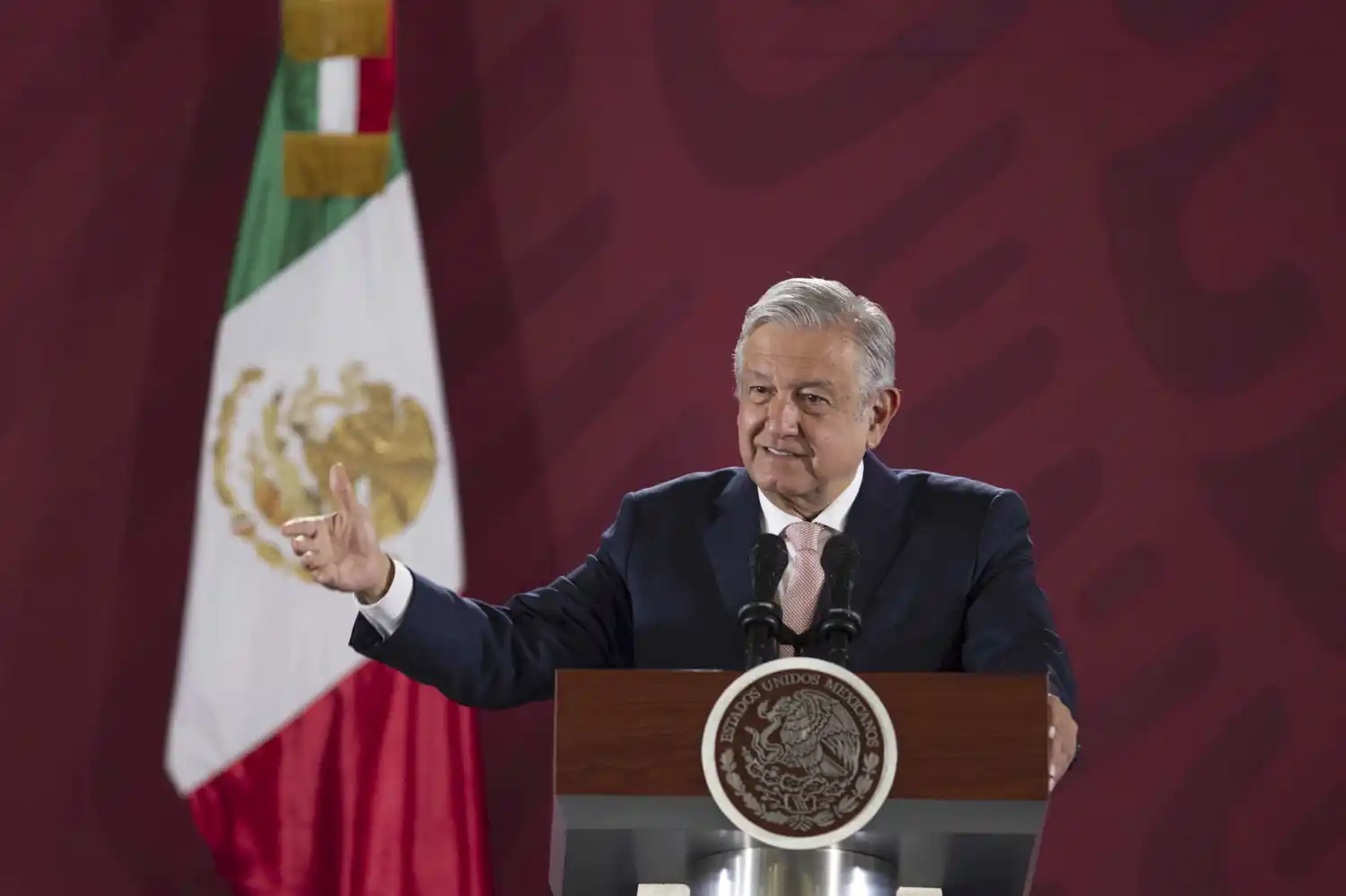 Andrés Manuel López Obrador es uno de los firmantes del pedido regional.