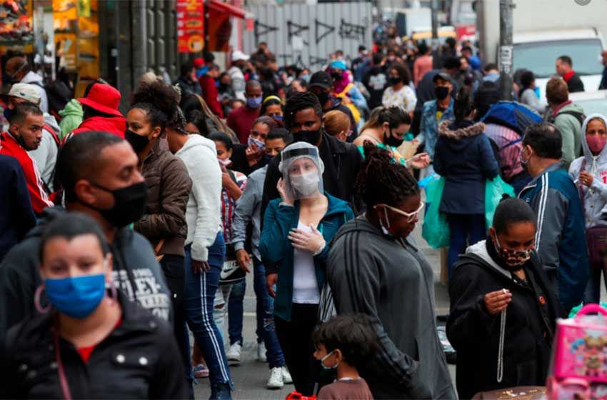 México supera los 61.000 muertos y los casos dejan de bajar