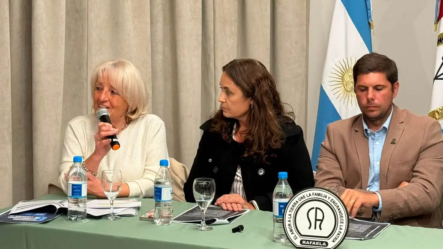 Presentaron la sexta edición del Seminario Internacional de Lechería: “Es un orgullo este nuevo desafío” - 1
