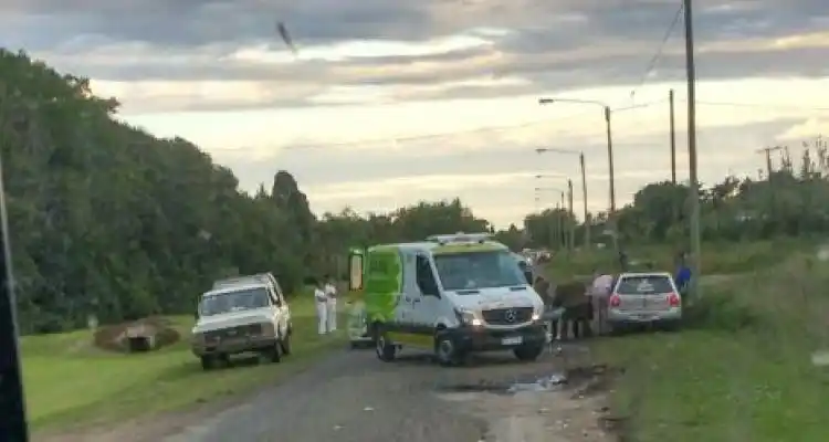 Accidente en Villa Jardín: Frenó para evitar un pozo y lo chocaron de atrás
