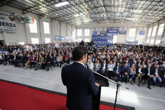 Kicillof anunció un aporte de casi $5.000 millones para 200 cooperativas eléctricas bonaerenses