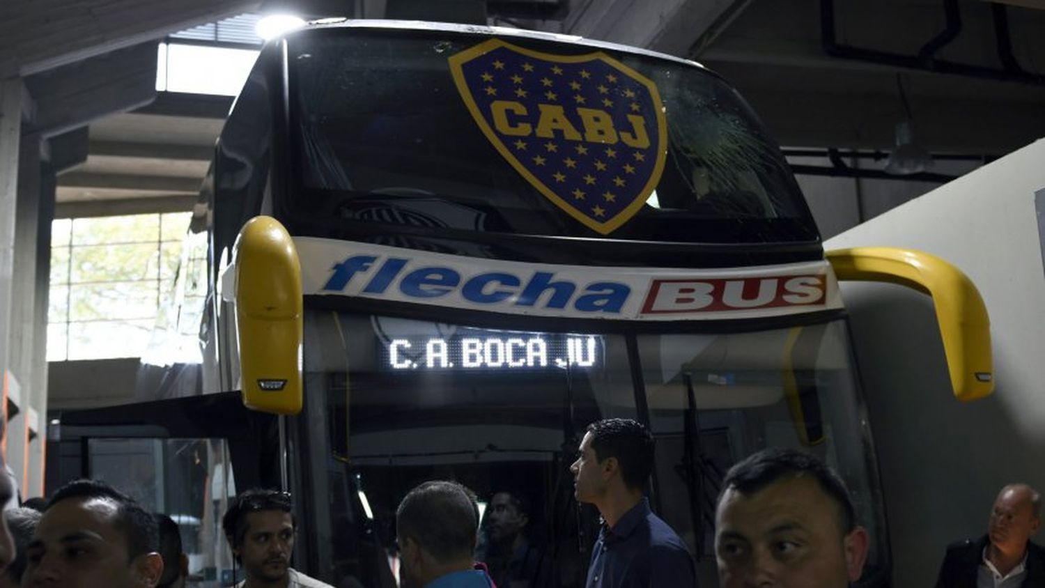 Sin inconvenientes, el micro de Boca arribó al Monumental