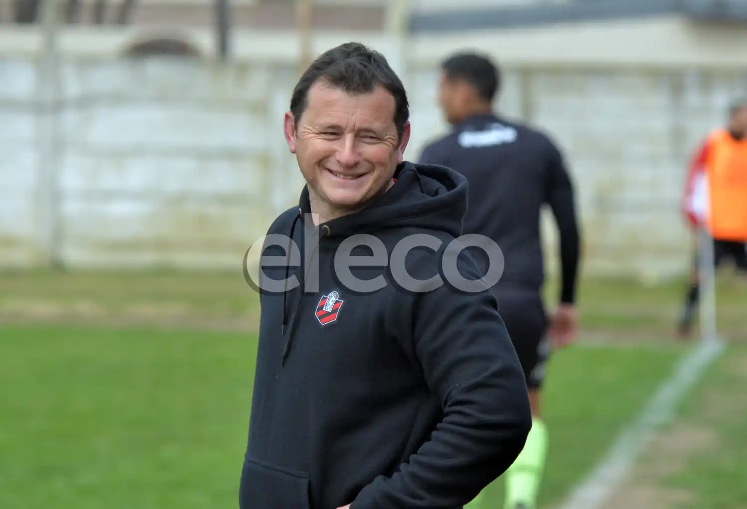 Gerardo Villar, entrenador del líder Independiente.