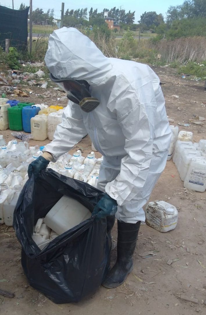 El Municipio requiere la intervención de la Secretaría de Ambiente para el traslado de los bidones de agroquímicos