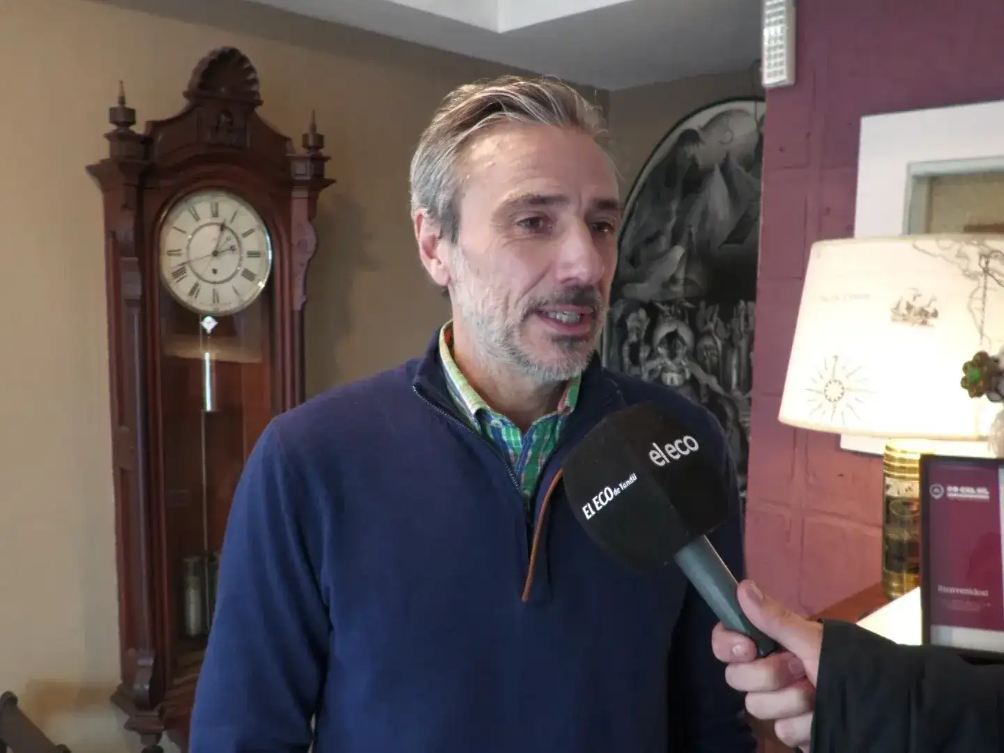 "Todos vamos a tratar de mantener dónde vimos los partidos anteriores, en familia o con amigos. Pero ya estamos viendo que a partir del lunes el movimiento empieza a cambiar", señaló.