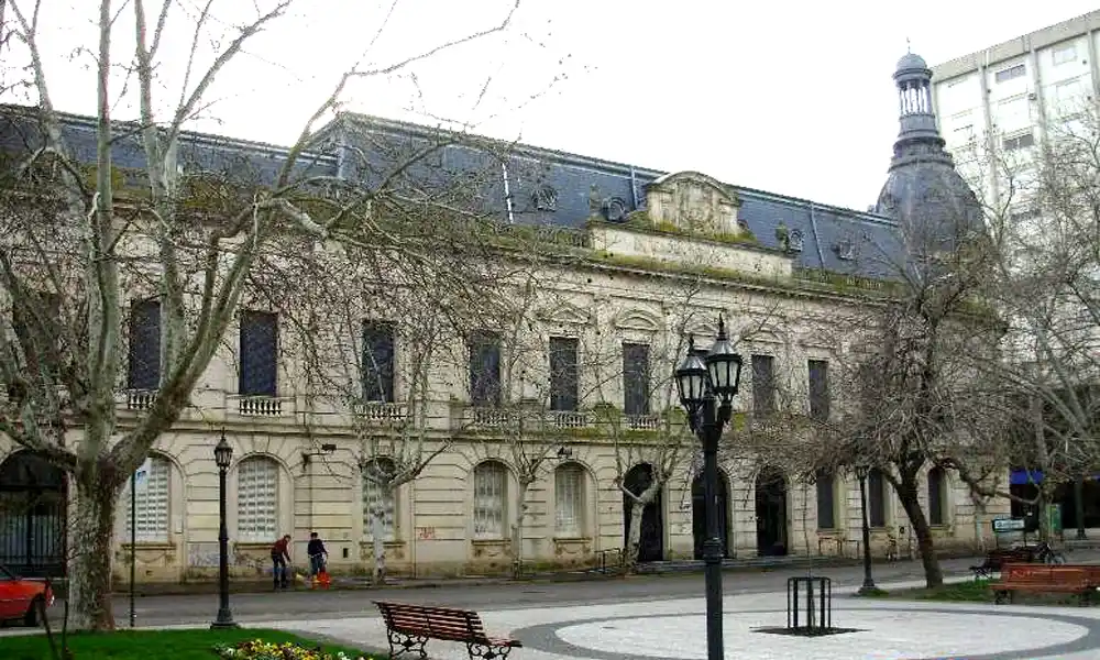 Pergamino tampoco exime a municipales de la presencialidad ante la segunda ola