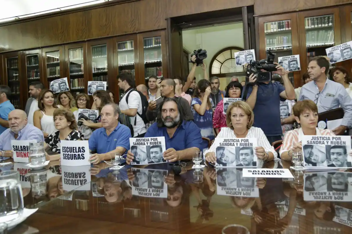 La mayoría de los gremios docentes aceptará la propuesta salarial de la Provincia 