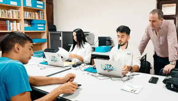 El Becario continúa con su atención itinerante en la provincia