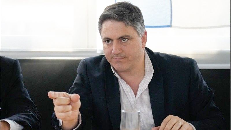 El senador Paoltroni aseguró que Milei 
y Villarruel “no se hablan hace 7 meses”