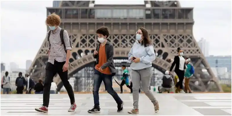 Frontera entre Francia y Reino Unido cerrada por nueva cepa de COVID-19