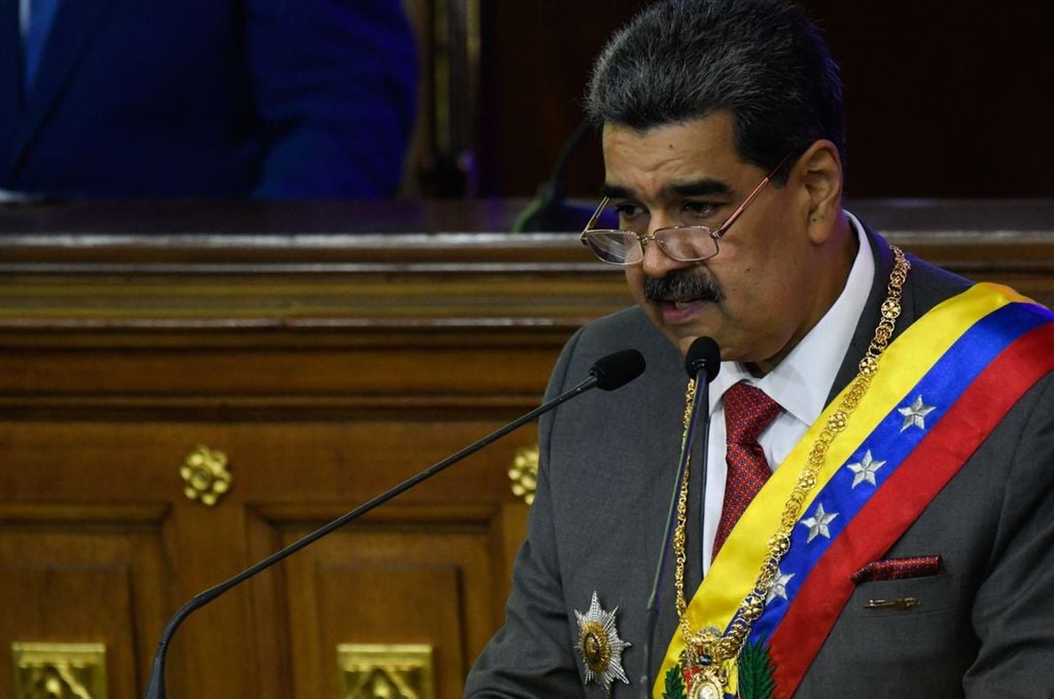 Lo hizo a través de un comunicado de la Oficina del Presidente, donde manifestó la preocupación por “el deterioro de la situación institucional y los actos de hostigamiento y persecución contra figuras políticas” que se están registrando en Venezuela.