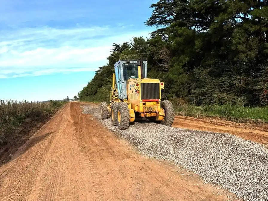 Importante mejora en el camino al Balneario Municipal "Virginia L. de Díaz"