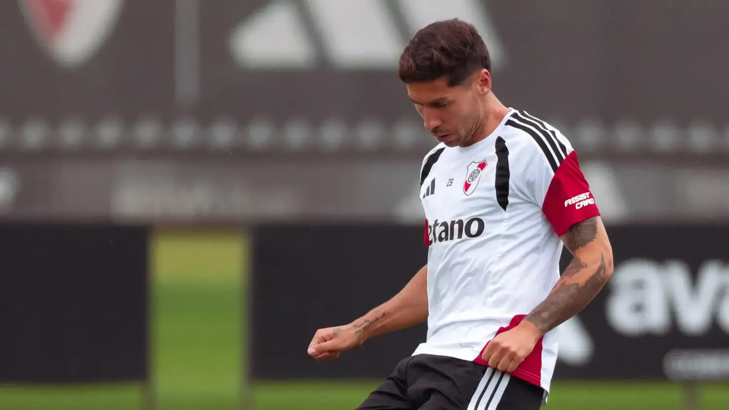 Montiel aporta su presencia en River.