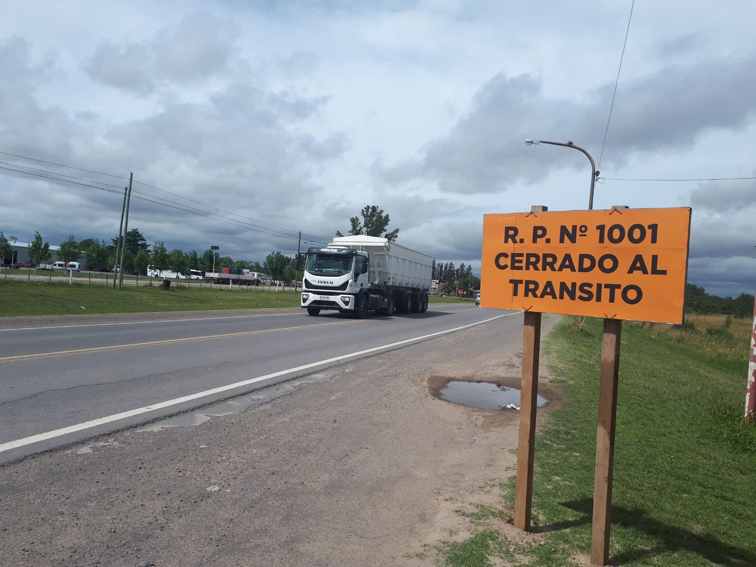 Por las lluvias, cerraron el ingreso a San Pedro por ruta 1001