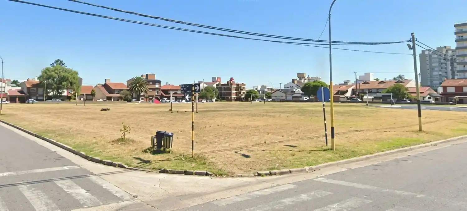 El proyecto busca garantizar que el espacio continúe destinado al uso público y a actividades deportivas, recreativas, culturales y ambientales.