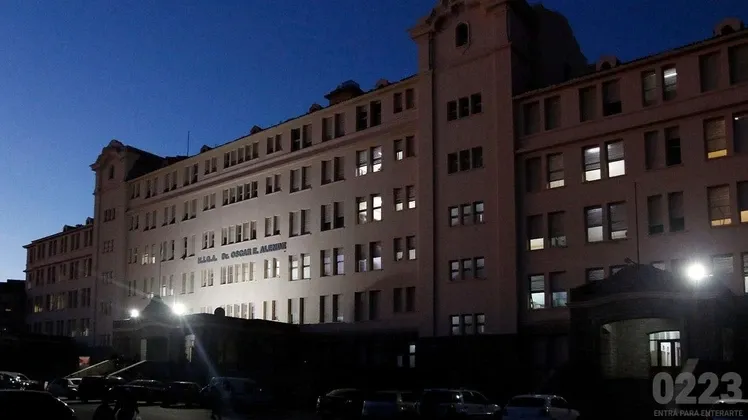Mar del Plata: lo cruzaron en la calle y le pegaron dos tiros en las piernas
