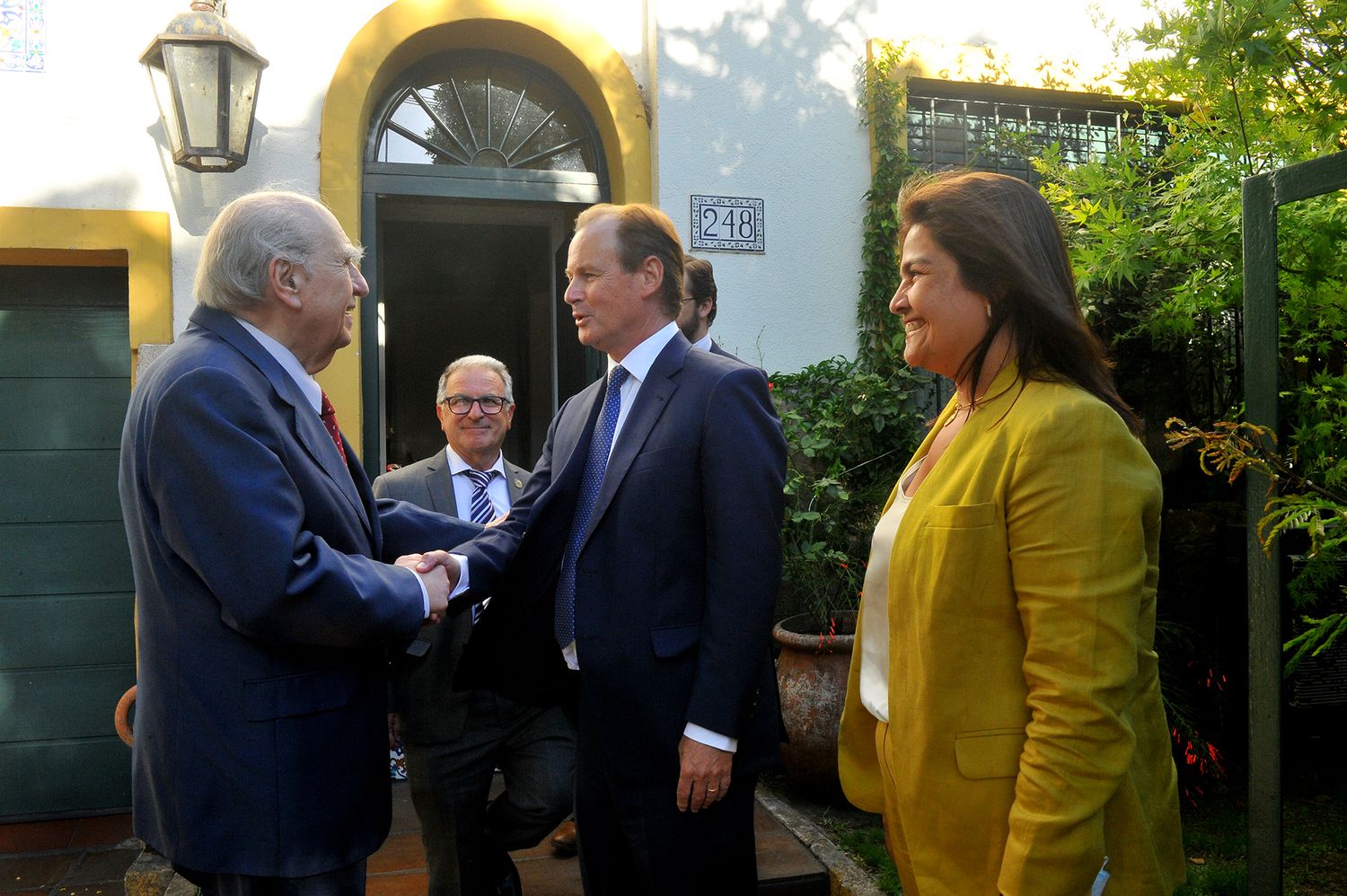 Bordet se reunió con Julio Sanguinetti