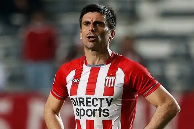 Braña está descartado  para el clásico de La Plata