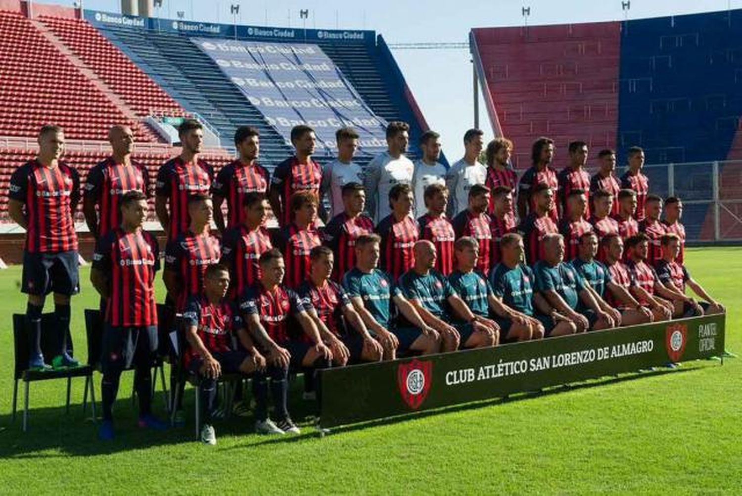 San Lorenzo se preparó para jugar y va a jugar