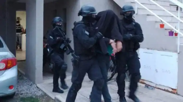 Detienen a un policía federal acusado de encubrimiento en la causa Generación Zoe