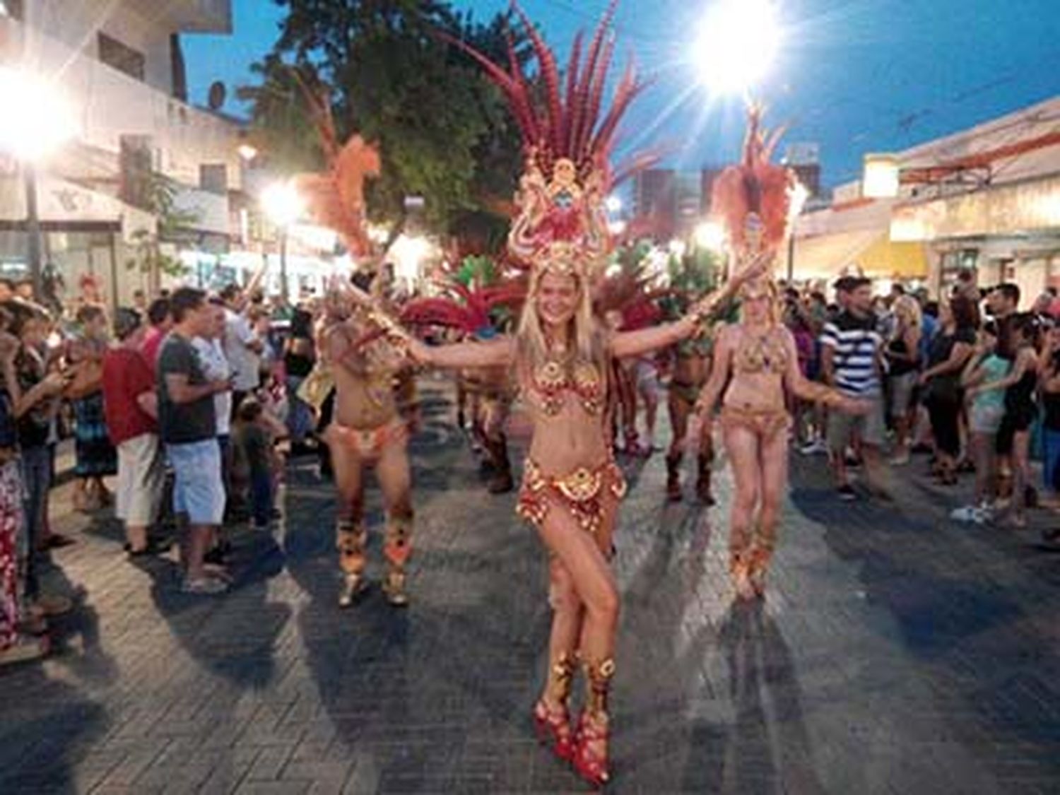 El reglamento del Carnaval fue cambiado por el horario de inicio