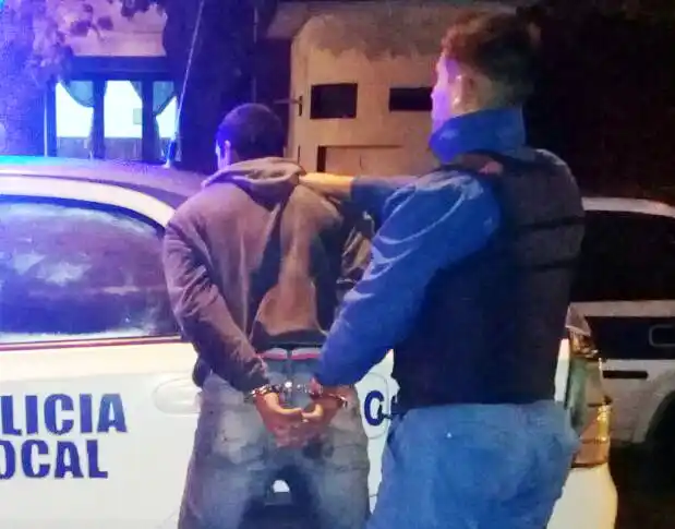 Atrapan a ladrón tras cometer varios hechos delictivos